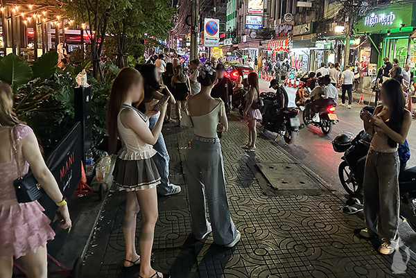 Bangkok Ladyboy Sex Workers