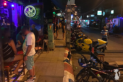 Girly Bars on Loi Kroh Road