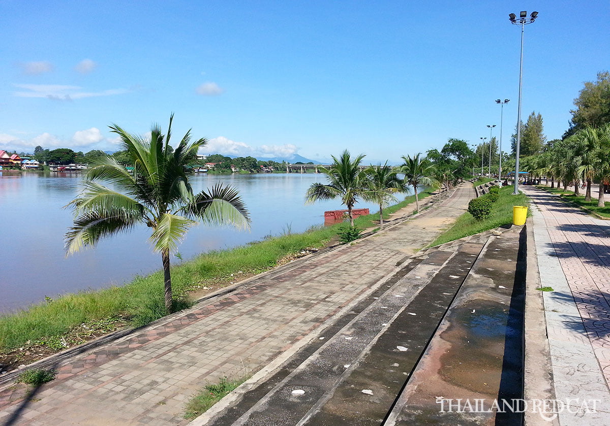 Kamphaeng Phet Riverside