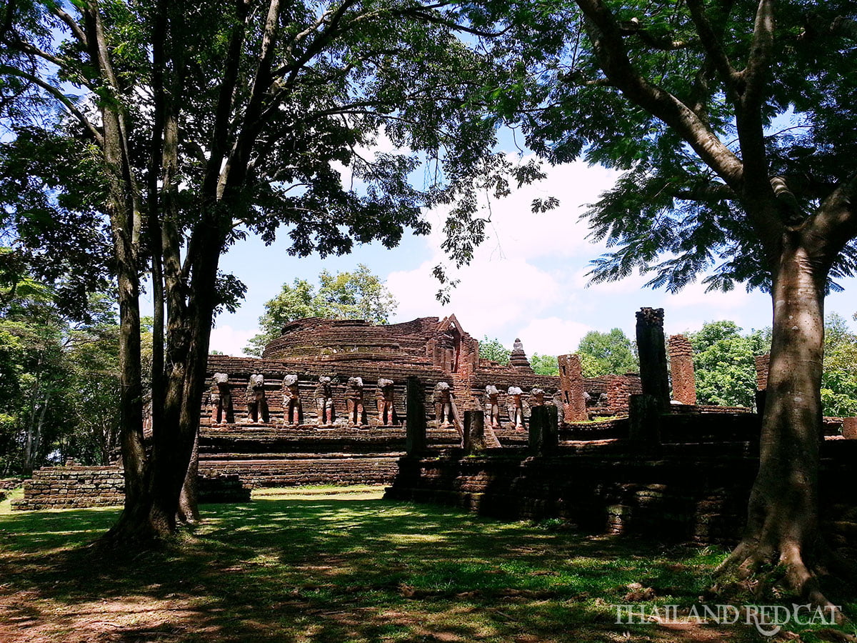 Kamphaeng Phet Wat Chang Rob