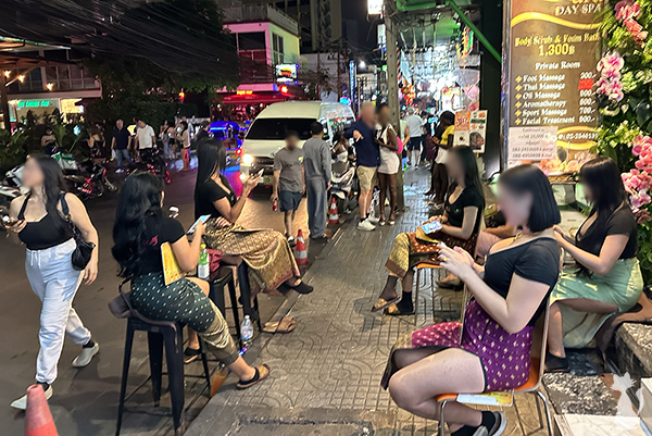 Massage Ladyboys in Bangkok