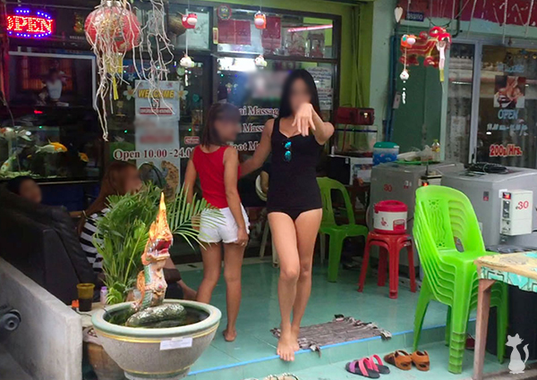 Pattaya Ladyboy Massage Salon