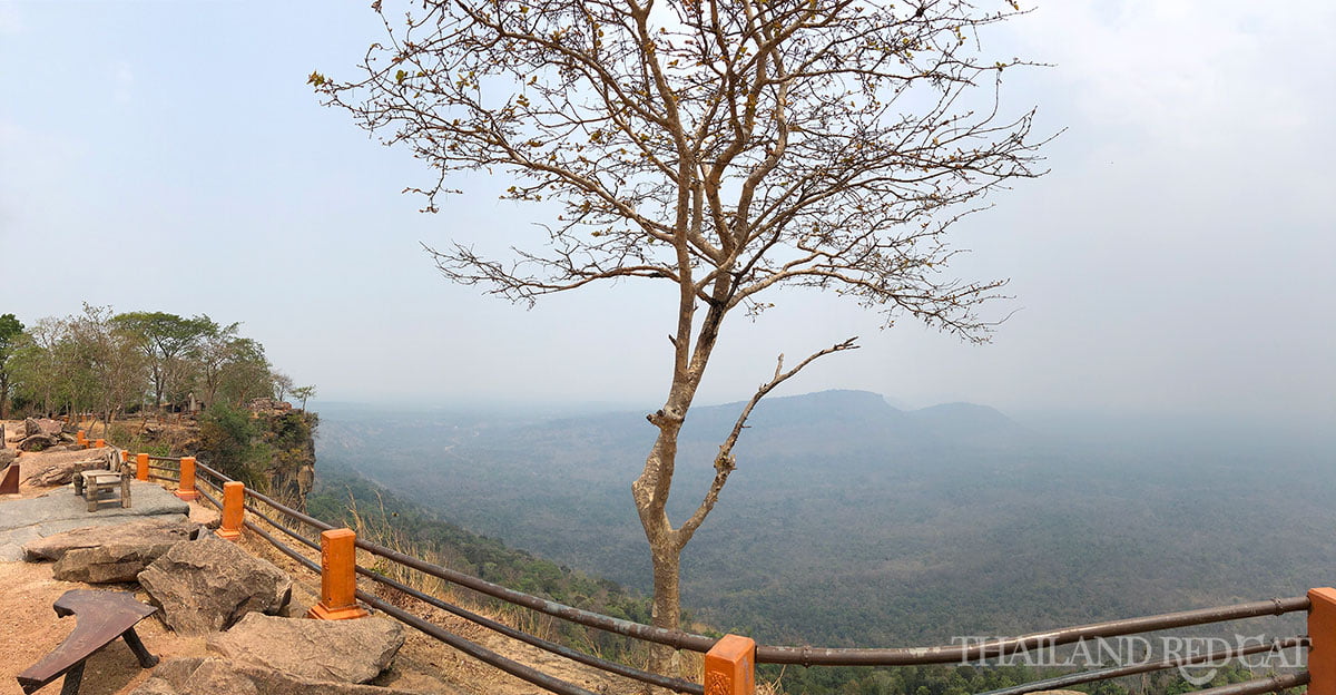 Pha Mo E Daeng Sisaket