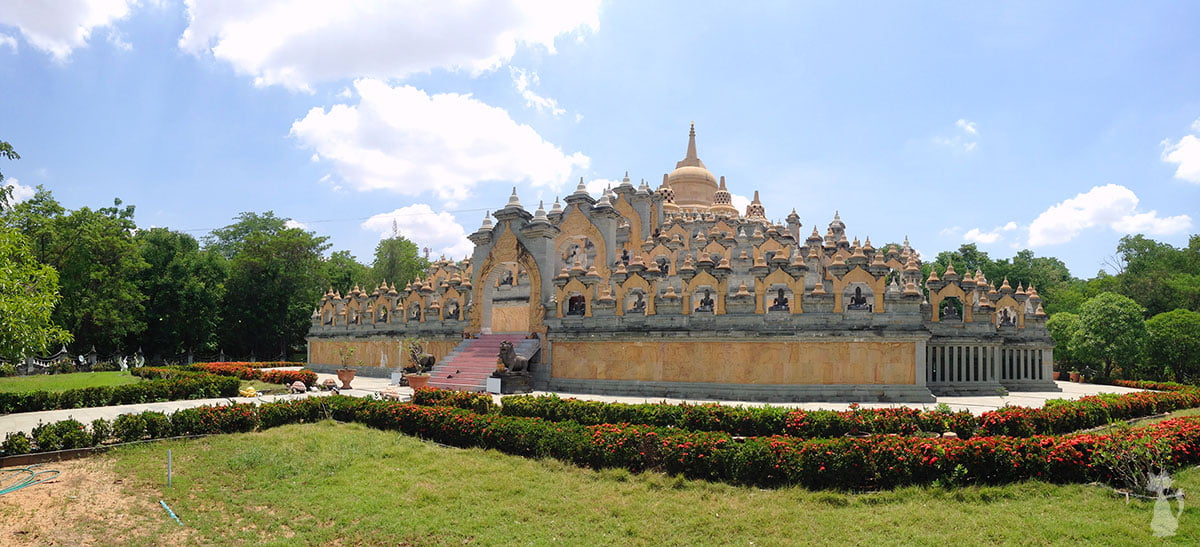 Wat Pa Kung Roi Et